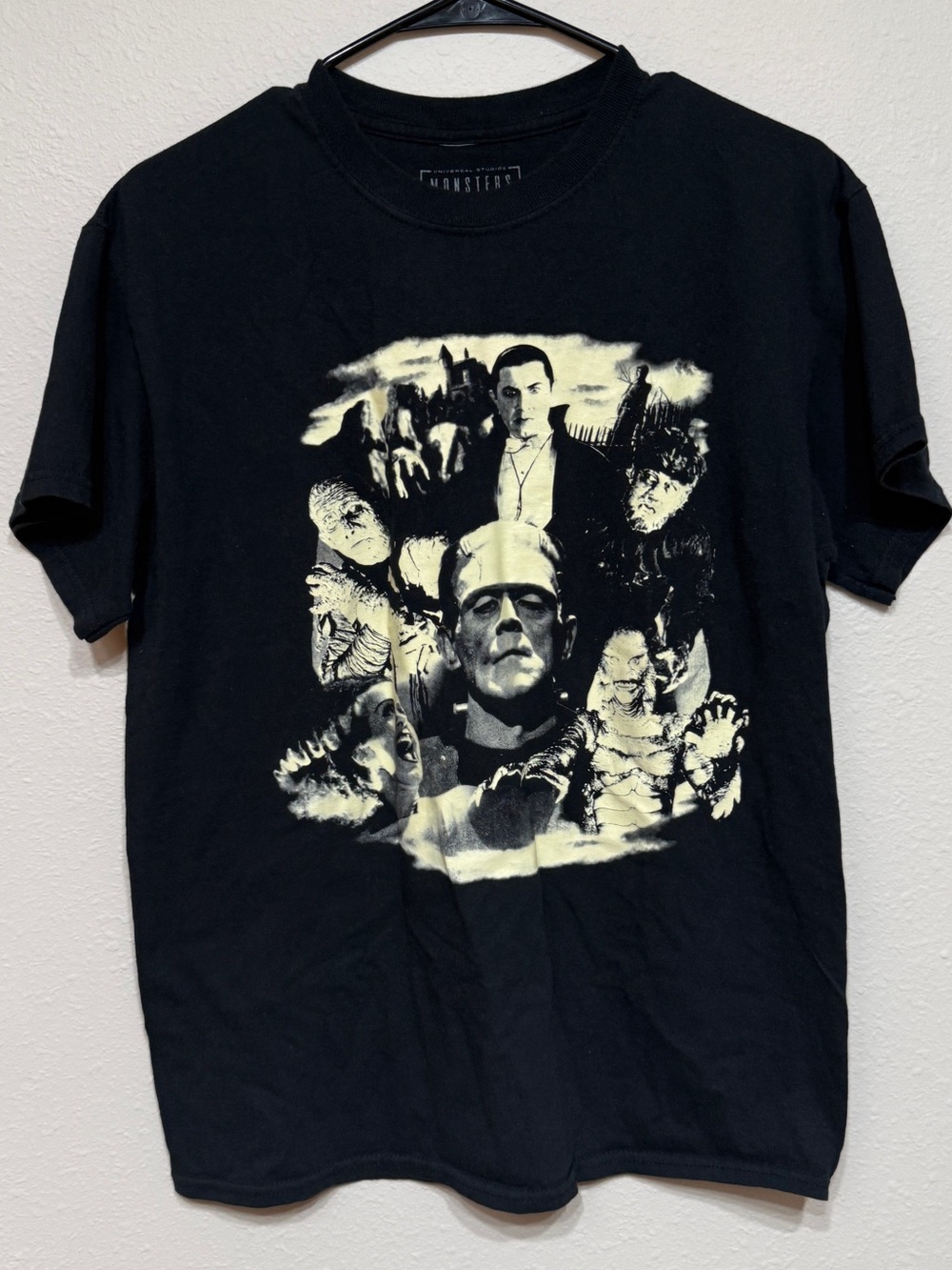 Monsters Black Graphic T-Shirt Rock Rebel Size M Glow in the dark